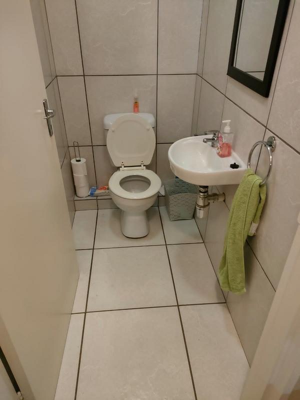 3 Bedroom Property for Sale in Bracken Heights Western Cape